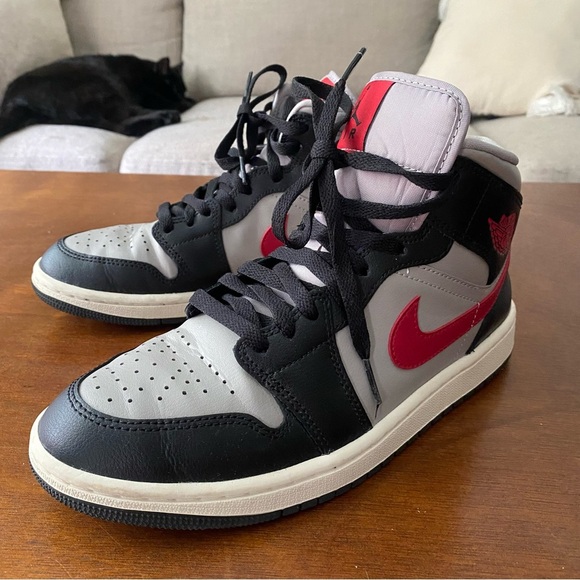 Nike Air Jordan High Top Women’s Sneakers Black Burgundy Grey 9 Kicks - Picture 3 of 10